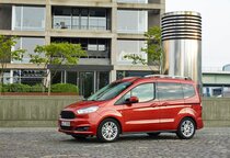 FORD TOURNEO COURIER